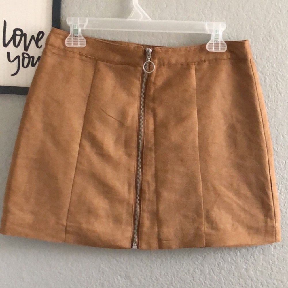 H&M MINI SKIRT!